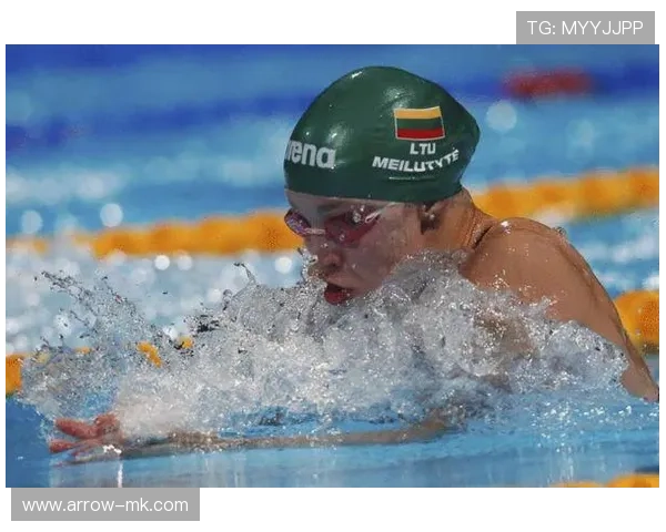 杰西卡·哈迪刷新世界纪录，蛙泳新王者闪耀赛场